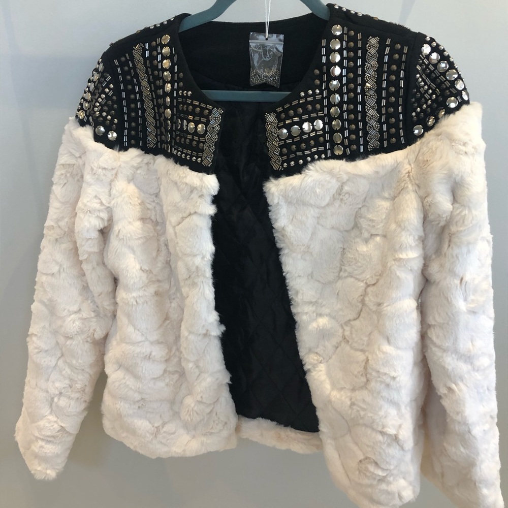 Never worn faux fur jacket